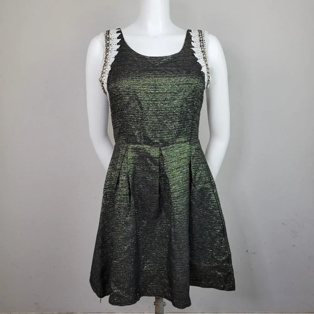 Lovposh Gold and Black Sleeveless Lined‎ A-Line Dress